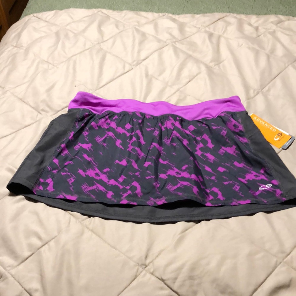 Champion power core compression skort. Medium.